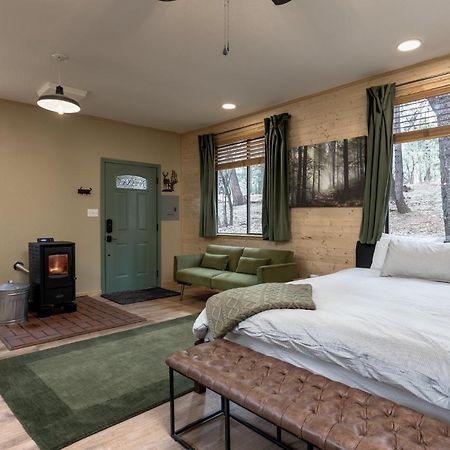Hotel Little House In The Big Woods Forest Ranch Exteriér fotografie