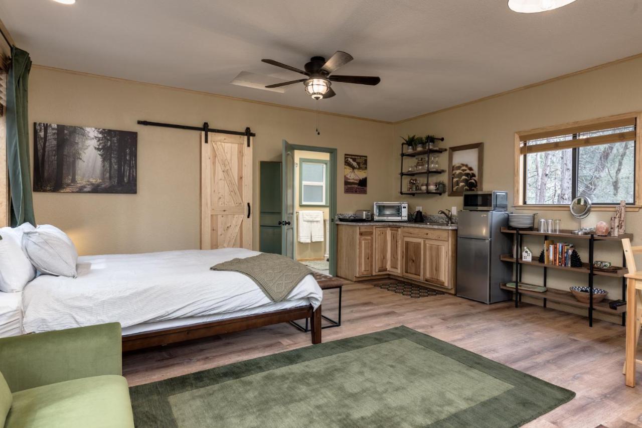 Hotel Little House In The Big Woods Forest Ranch Exteriér fotografie